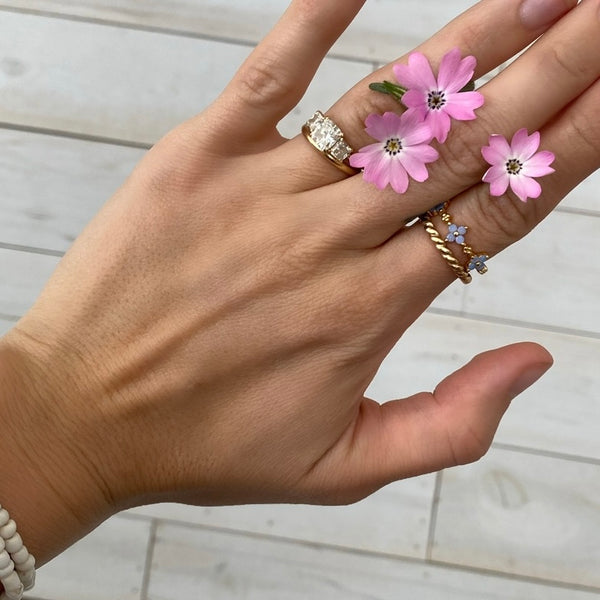 Daizy Ring