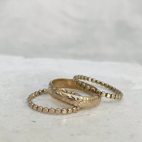 Minimal Stacking Set